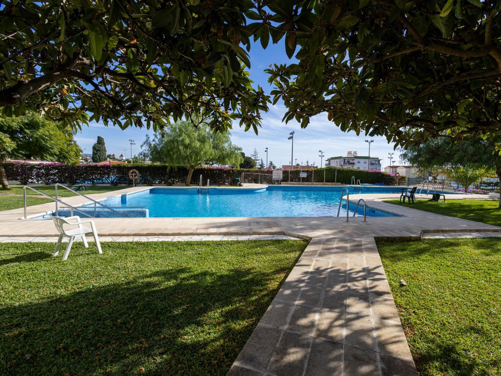 - Urbanizacion Almijara Appartement Nerja
